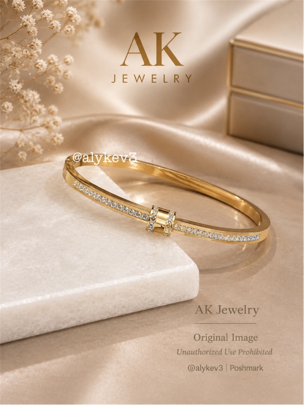 💎LUXURY 18k Gold Crystal Pavé Cuff Bracelet Snap On | AK Jewelry™